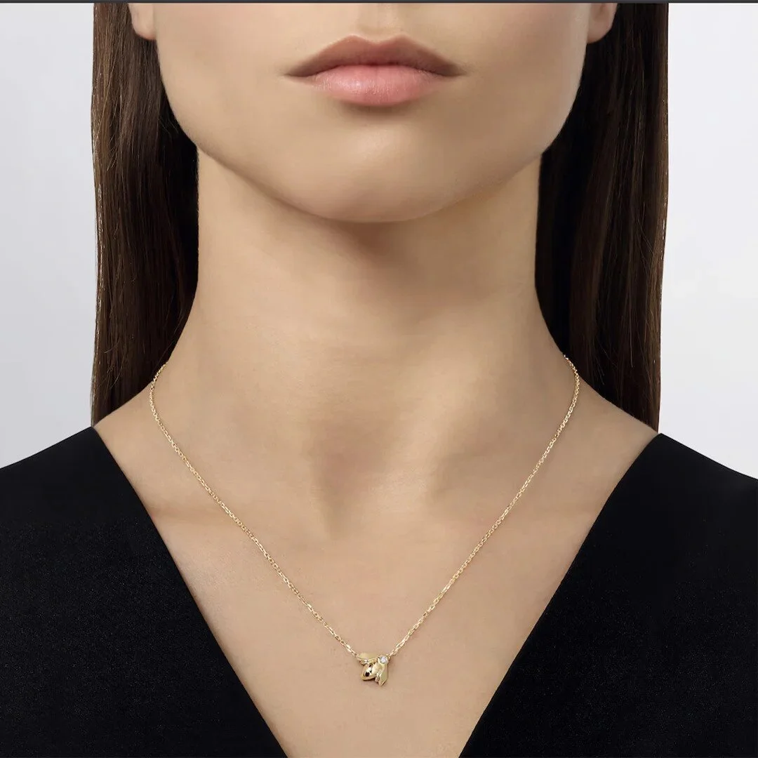 085823-chaumet-bee-de-chaumet-pendente-oro-giallo-diamante-dettaglio.jpg