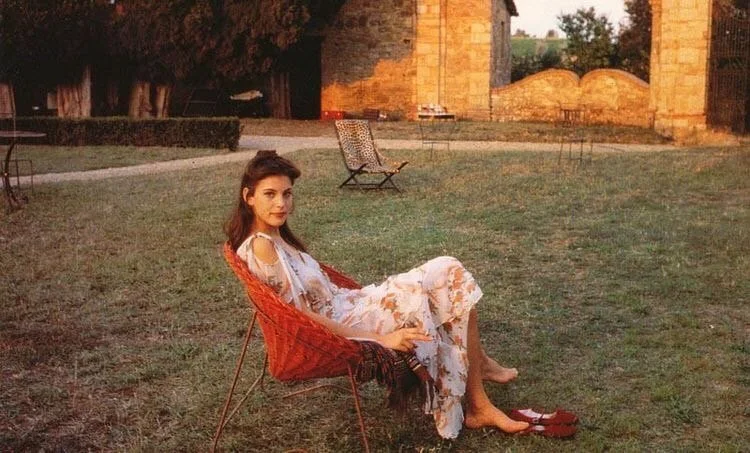 4-io-ballo-da-sola-firenze-chianti-film.jpeg