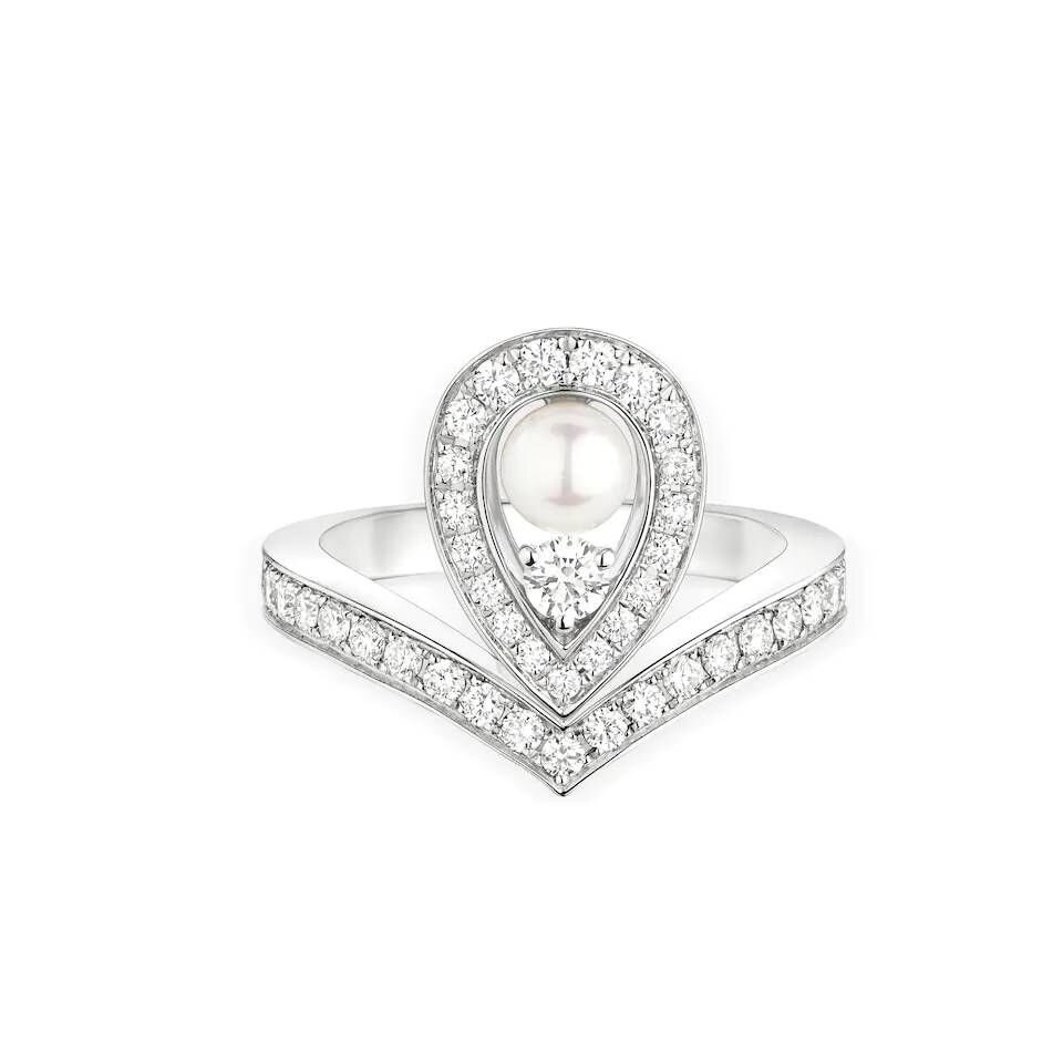 CHAUMET ANELLO COLLEZIONE “JOSEPHINE AIGRETTE"